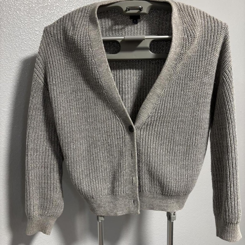 GAP Women's Classic Gray Knit Cardigan